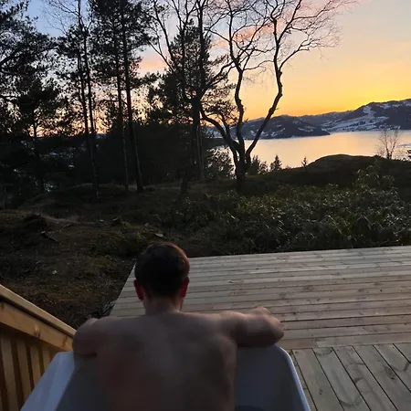 Stabbur Med Fantastisk Utsikt! Leilighet Steinkjer
